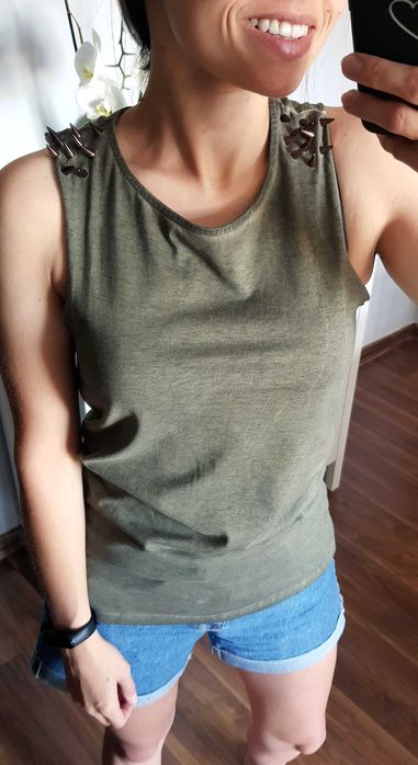 36(S) tank top khaki Atmosphere