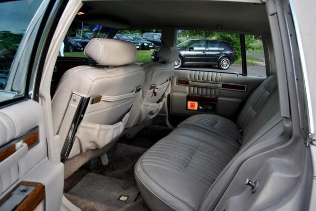 Auto do ślubu - Cadillac Deville