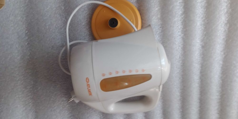 Atlanta ATH-610 Электрический Чайник (1.8 л)