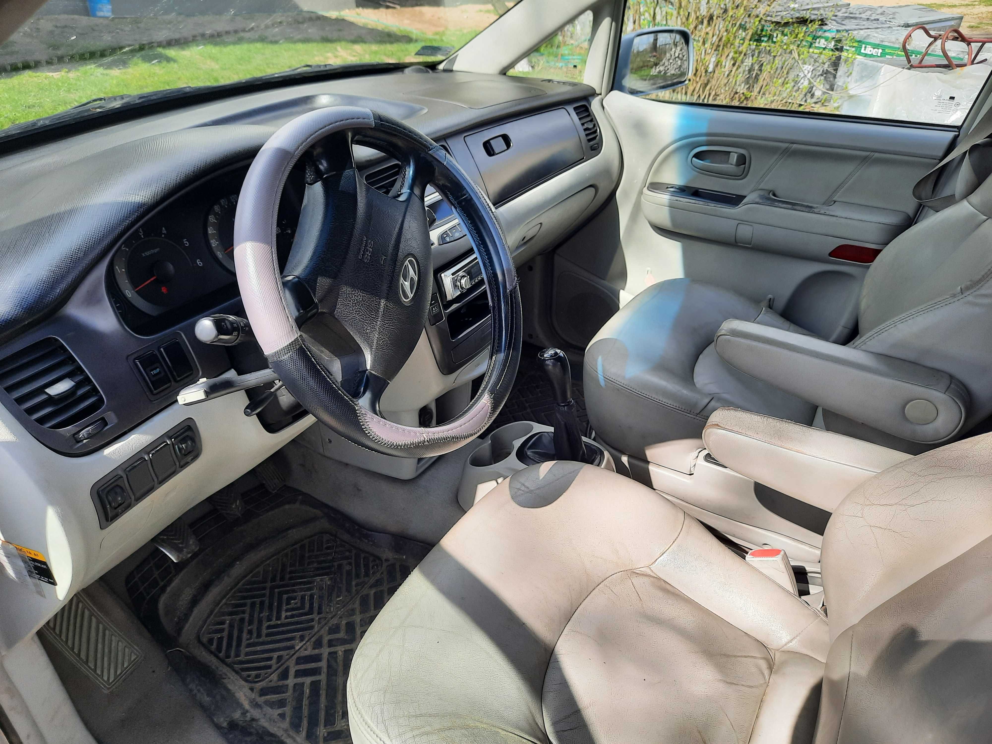 Hyundai Trajet 2,0 DIESEL