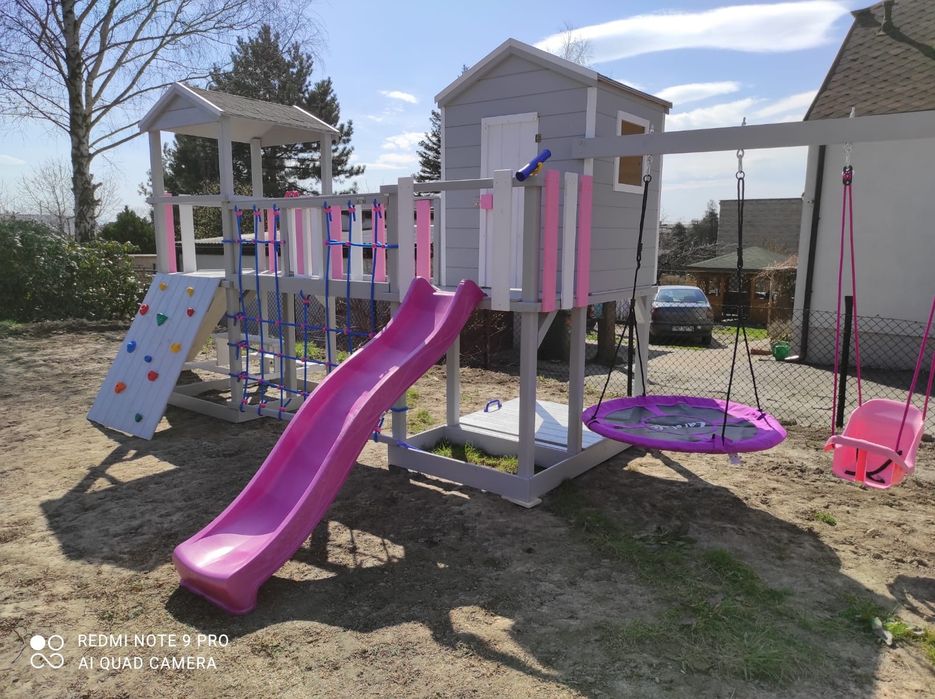 Plac zabaw, domek dla dzieci model PONY