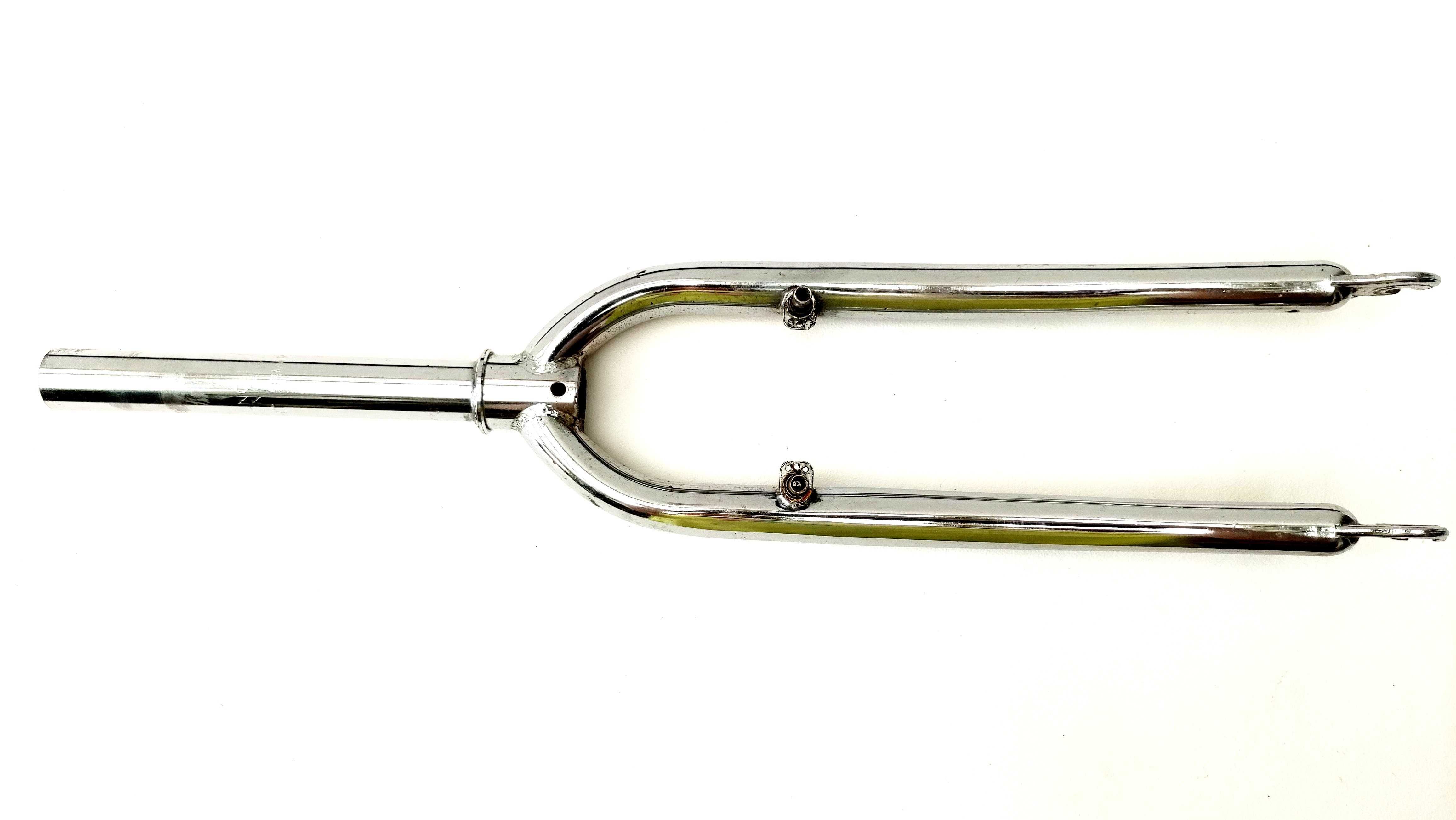 Chromowany Widelec Stalowy A-head 1 i 1/8'' pod koło 26'' #259