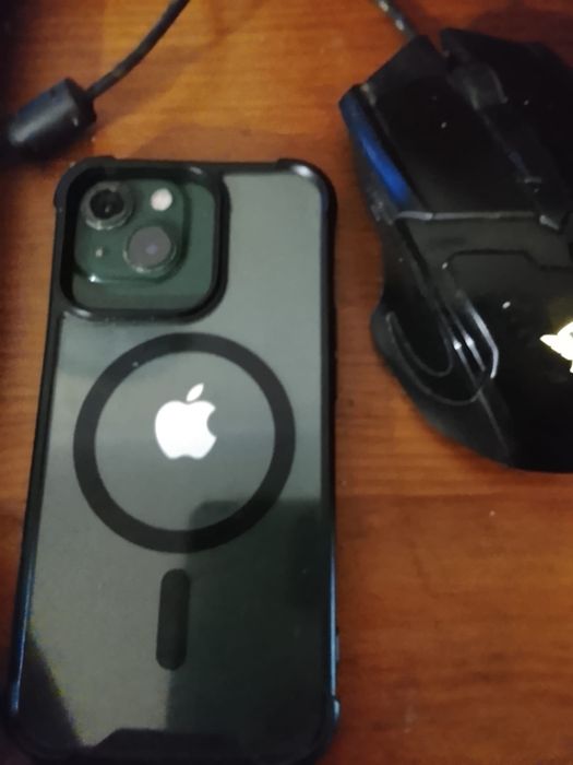 Iphone 13 em bom estado 128gb de memoria