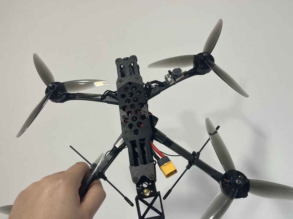 FPV 7 дюймів карбон аналог цікава рама