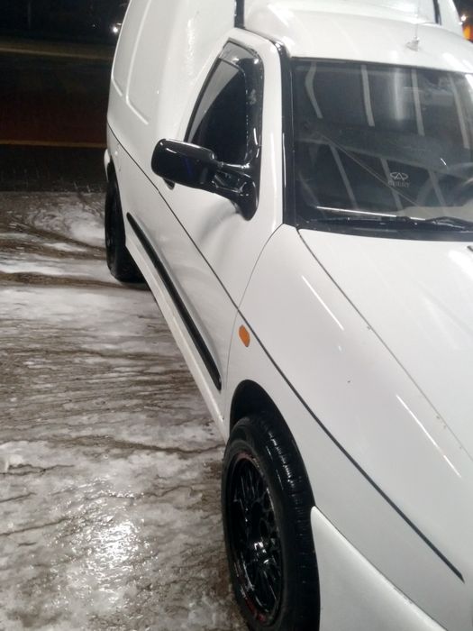 Продам Фольцваген кади 2