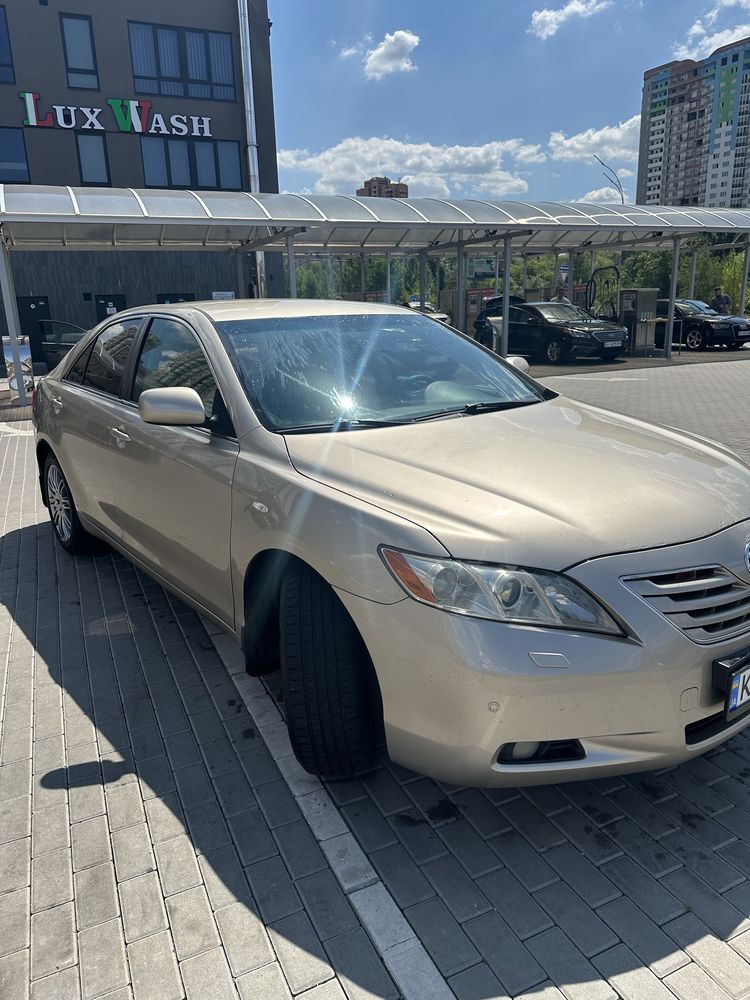 Toyota camry 40  3,5 2006 рік ідеальний стан