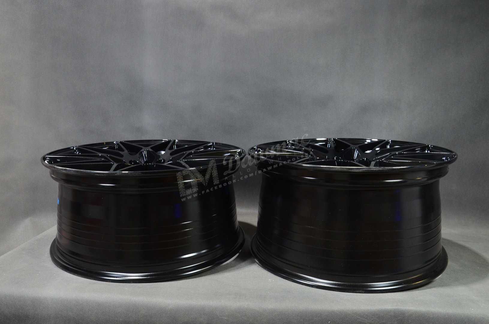 Felgi aluminiowe DM10 19" 8,5J ET30 + 9,5J ET38 5x112 Black