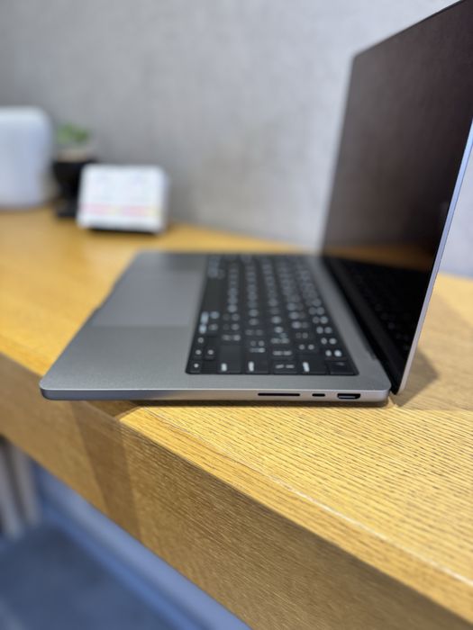 Apple MacBook Pro 14’ 2021 M1 Pro 16/1Tb Space Gray