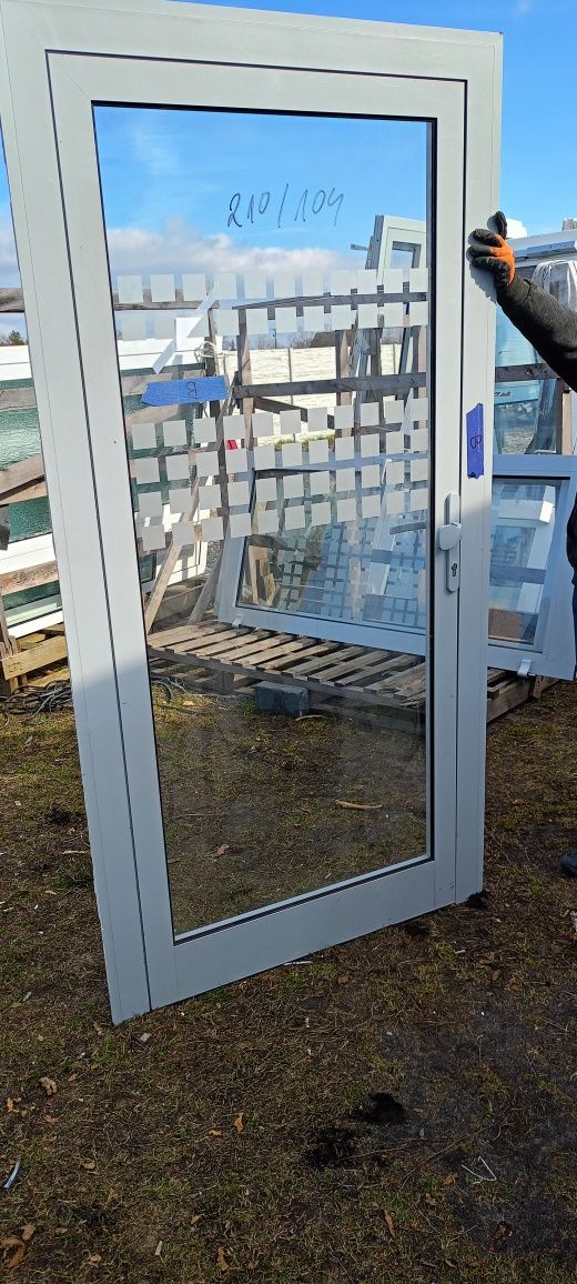 Drzwi aluminiowe używane z Niemiec super stan dostawa gratis cały Kraj