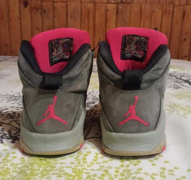 Високі кросівки air jordan