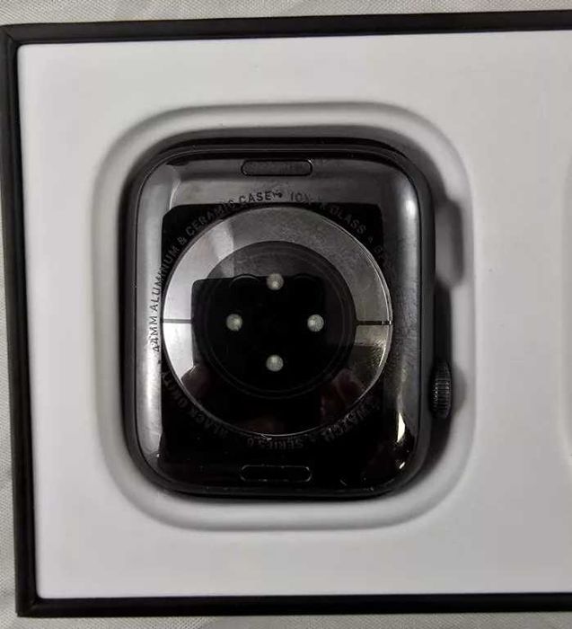 Apple Watch Series 6 44MM A2376 OPIS