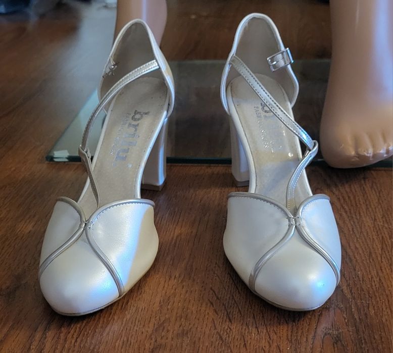 Buty ślubne ecru