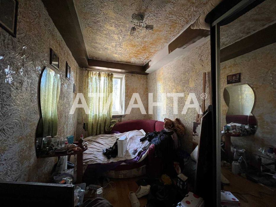 Продам 3-х ком.квартиру,  можно под коммерцию!