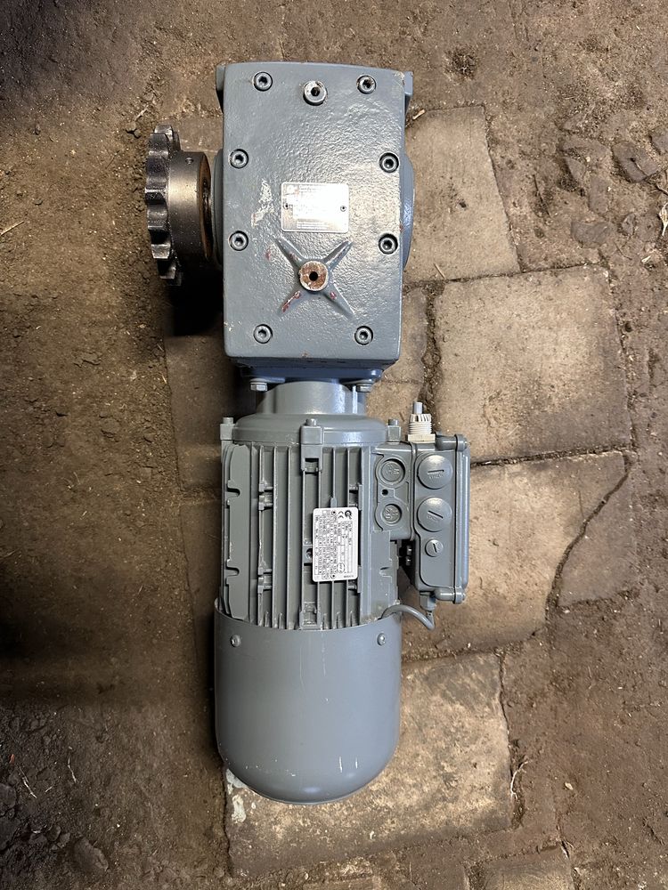 Motoreduktor nord sk 12080/vl-90 z silnikiem 1,5kw
