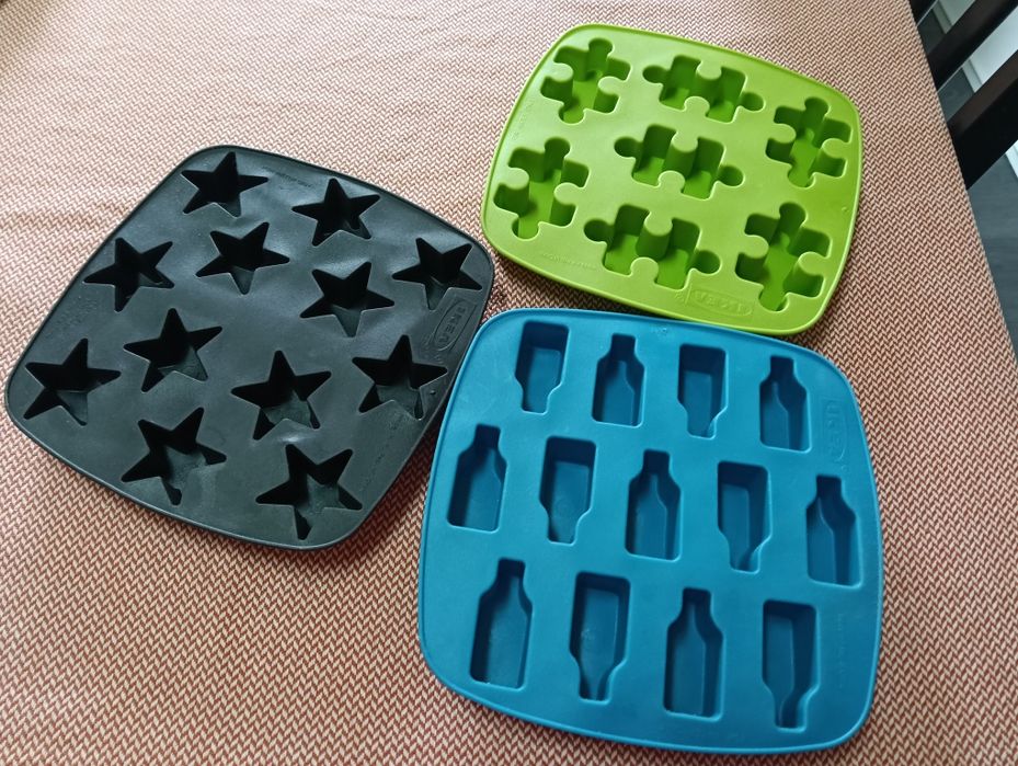 3 formas para gelo/gomas