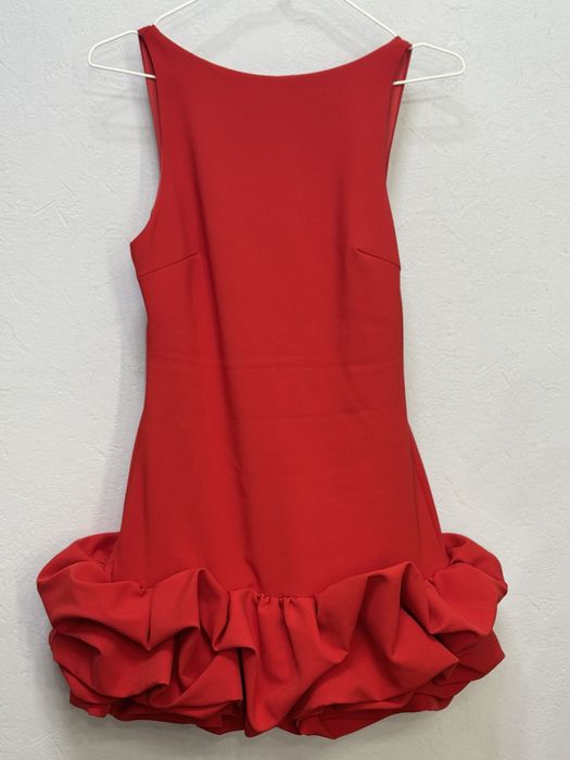 Червона сукня zara