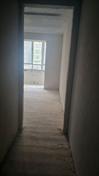 3 к в ЖК Міленіум здана, під ремонт, біля Озера