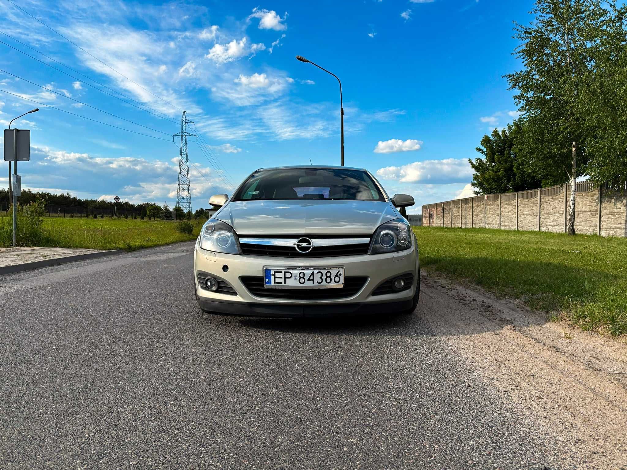 Opel Astra H GTC 1.9 CDTI 2005r.