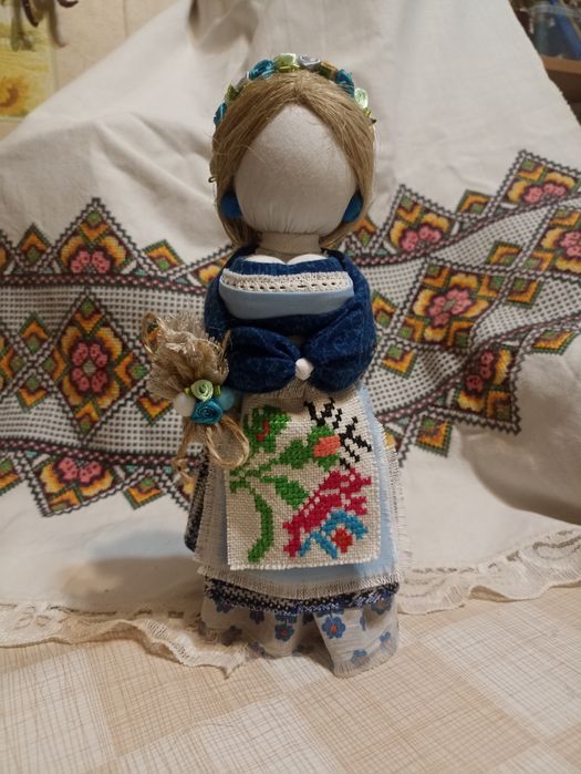 Займаюсь виготовленням мотанок. Є в наявності та на замовлення.