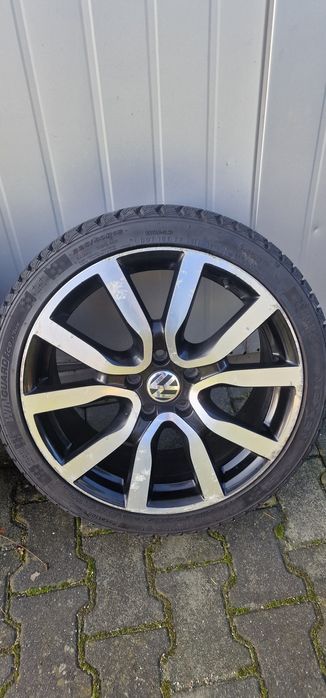 Koła felgi zimowe 225/40/18 VW Audi Seat skoda 5x112 oryginalne