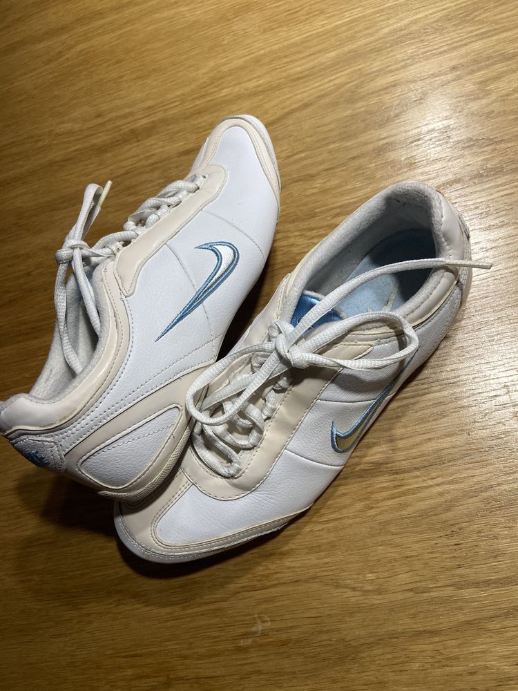 Nike buty damskie rozm. 37,5