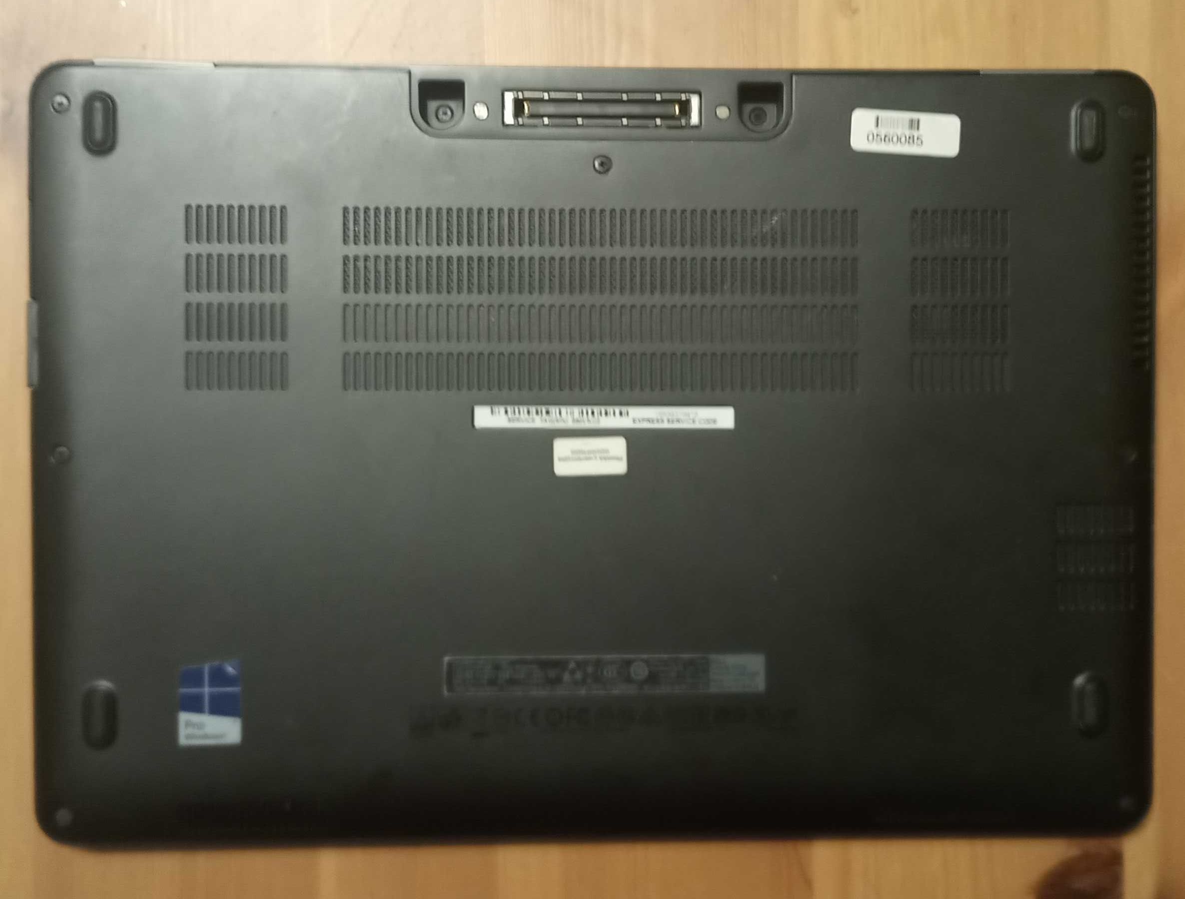 Laptop Dell Latitude E7270 12,5 " Intel Core i5 8 GB / 256 GB czarny