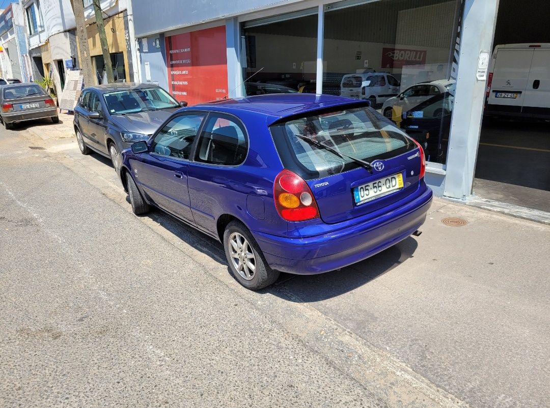 Toyota Corolla G6 1.4 ano 2000