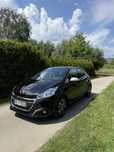 Peugot 208 lift.