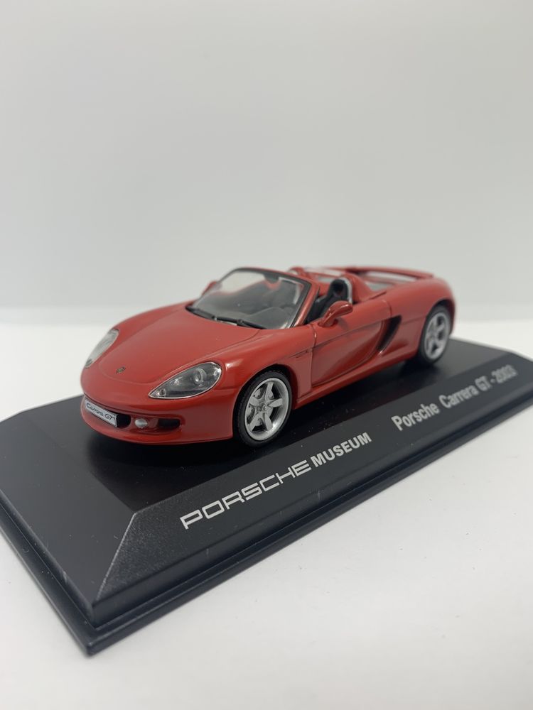 Porsche Carrera GT 2003 escala 1/43