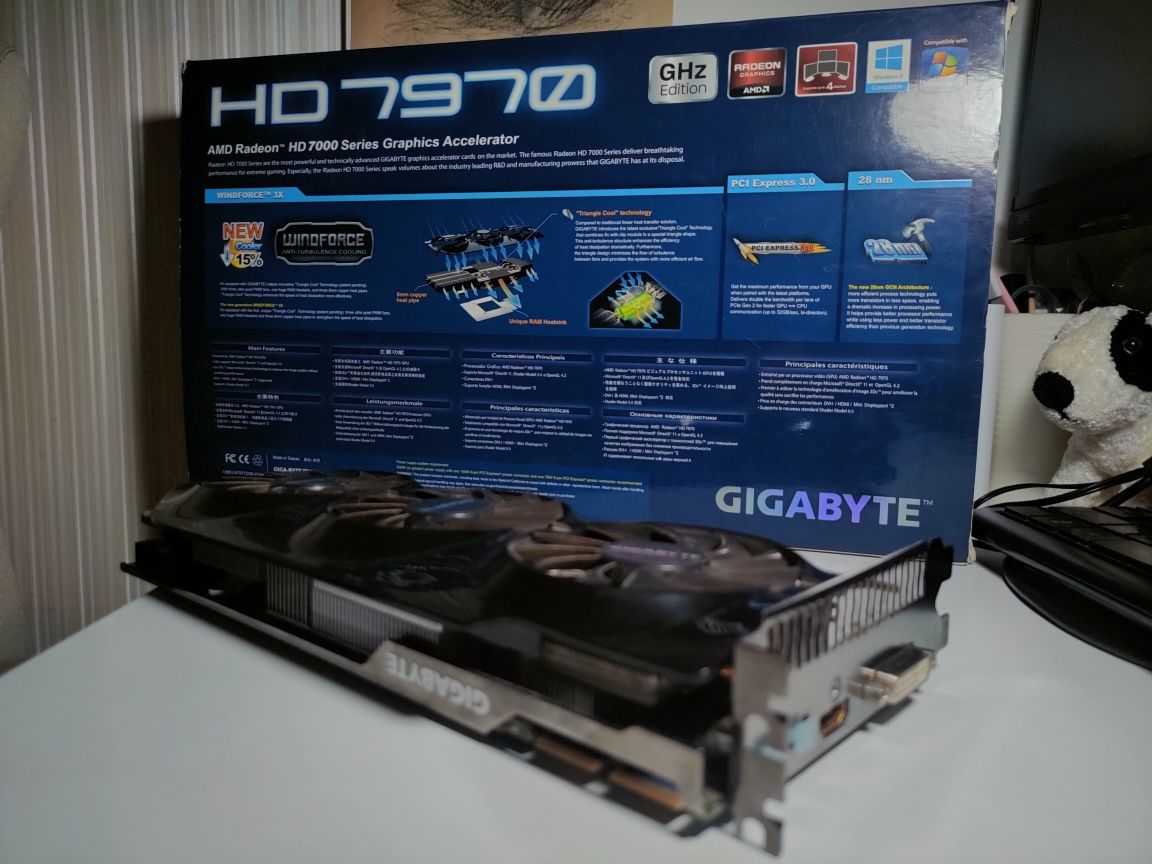 Відеокарта GIGABYTE Radeon HD 7970 GHz edition