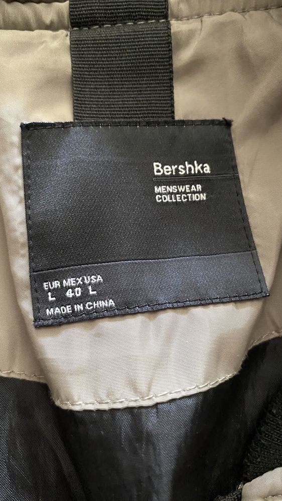 Casaco da Bershka, L