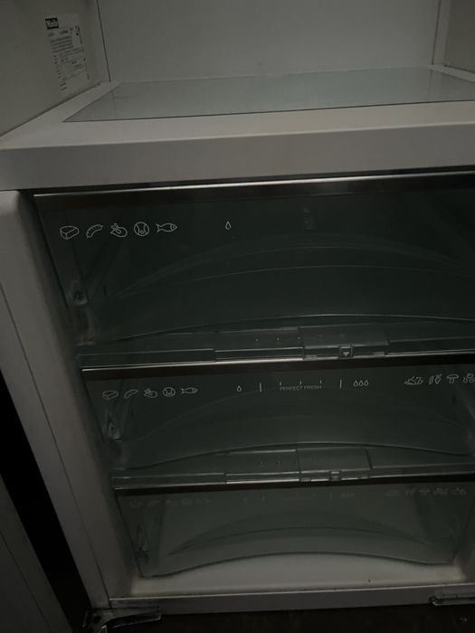 Холодильник Miele K 9757