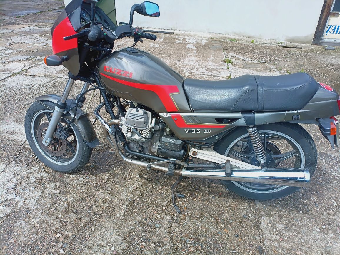 Moto Guzzi v35 zarejestrowany na zabytek