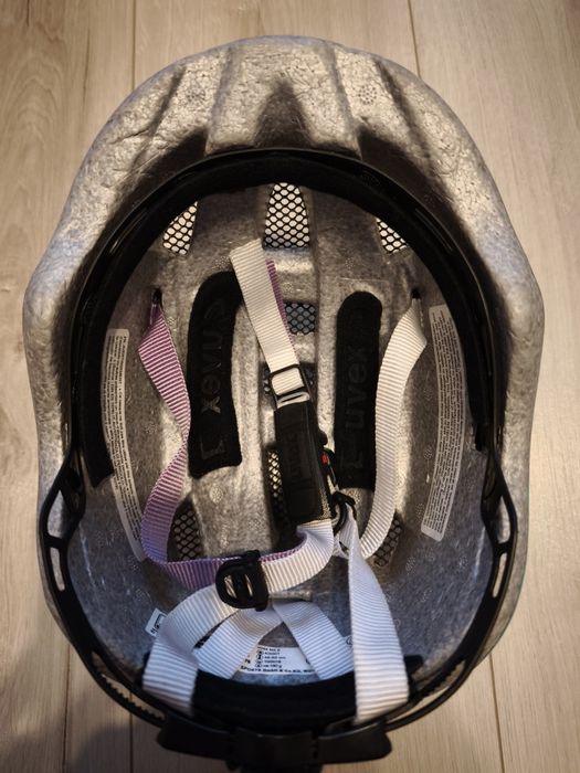 Kask rowerowy dziecięcy z lampką Uvex rozmiar 46-52cm