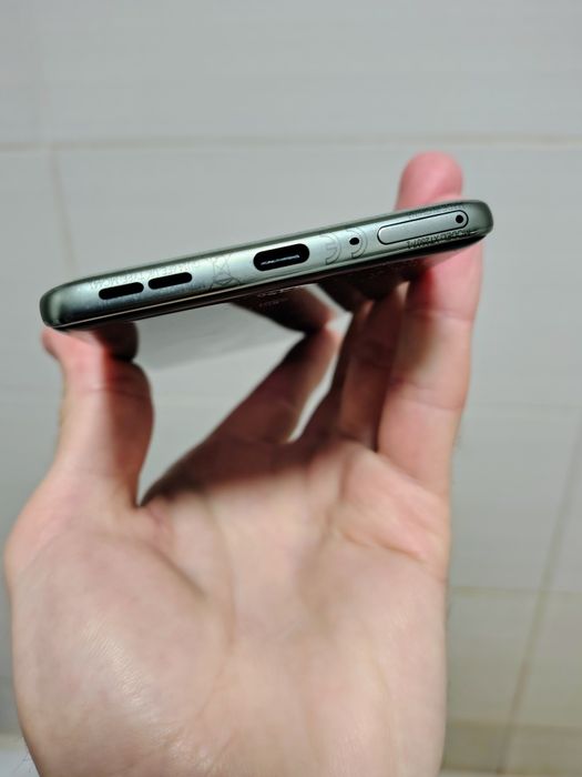 Motorola edge 60 pro 12/512 стан нового