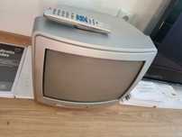 Tv pequena em bom estado