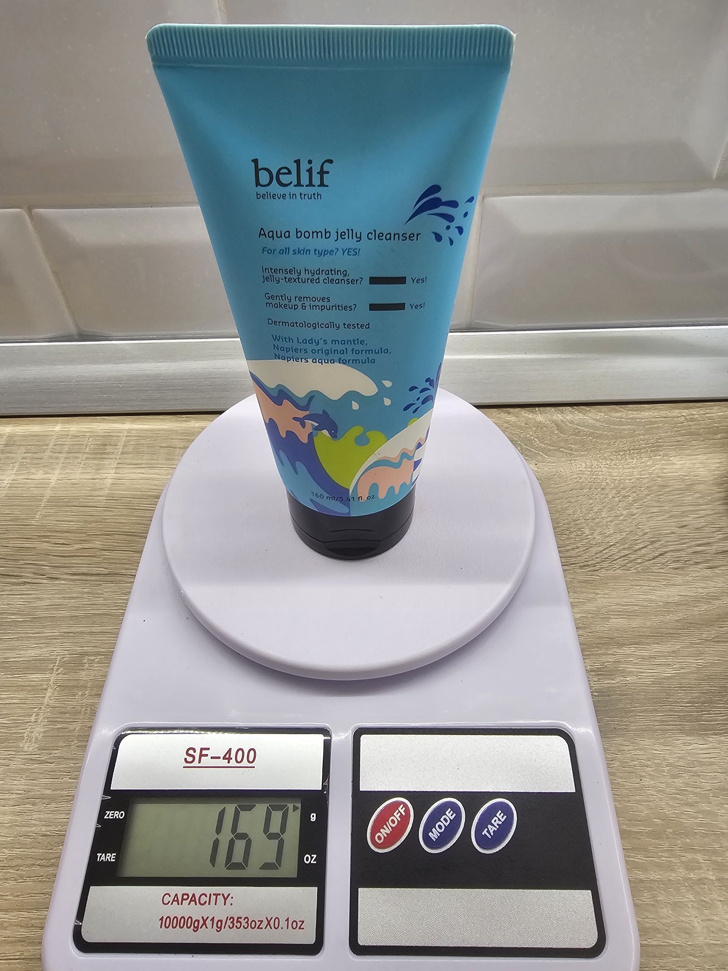 Засіб для вмивання Belif Aqua bomb jelly cleanser