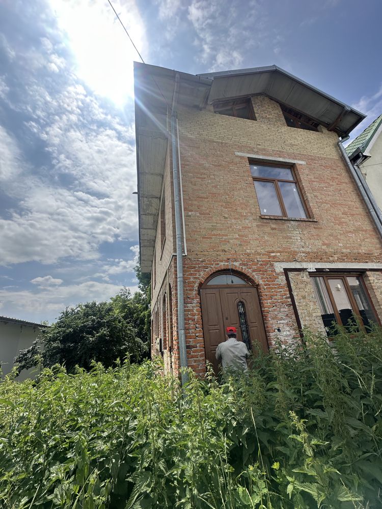Продаж будинок Куликів, 211м2 вул Загорода 7 сот