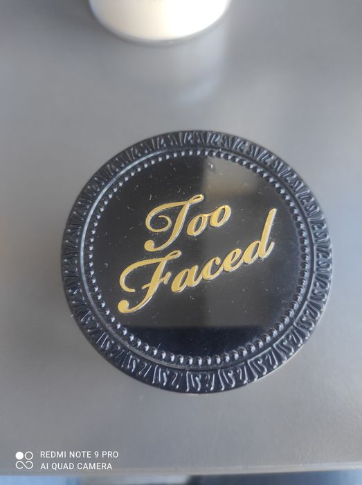 Too faced born this way puder