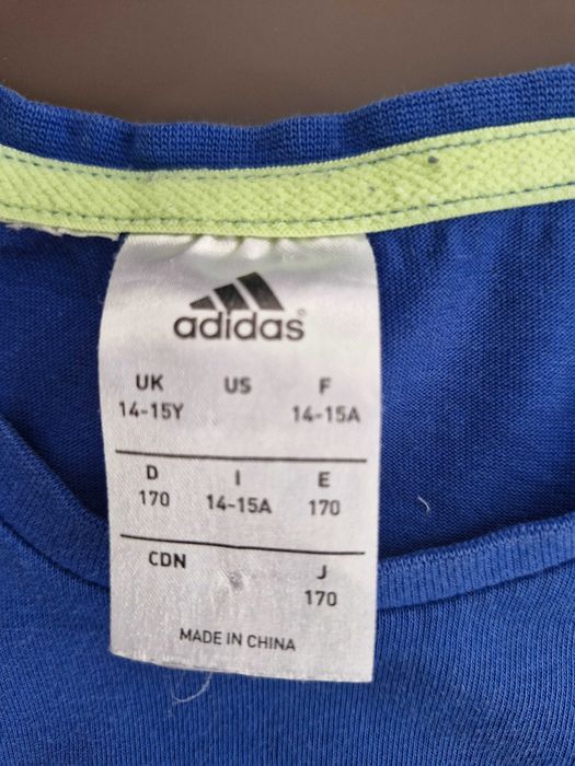 Niebieska koszulka Adidas