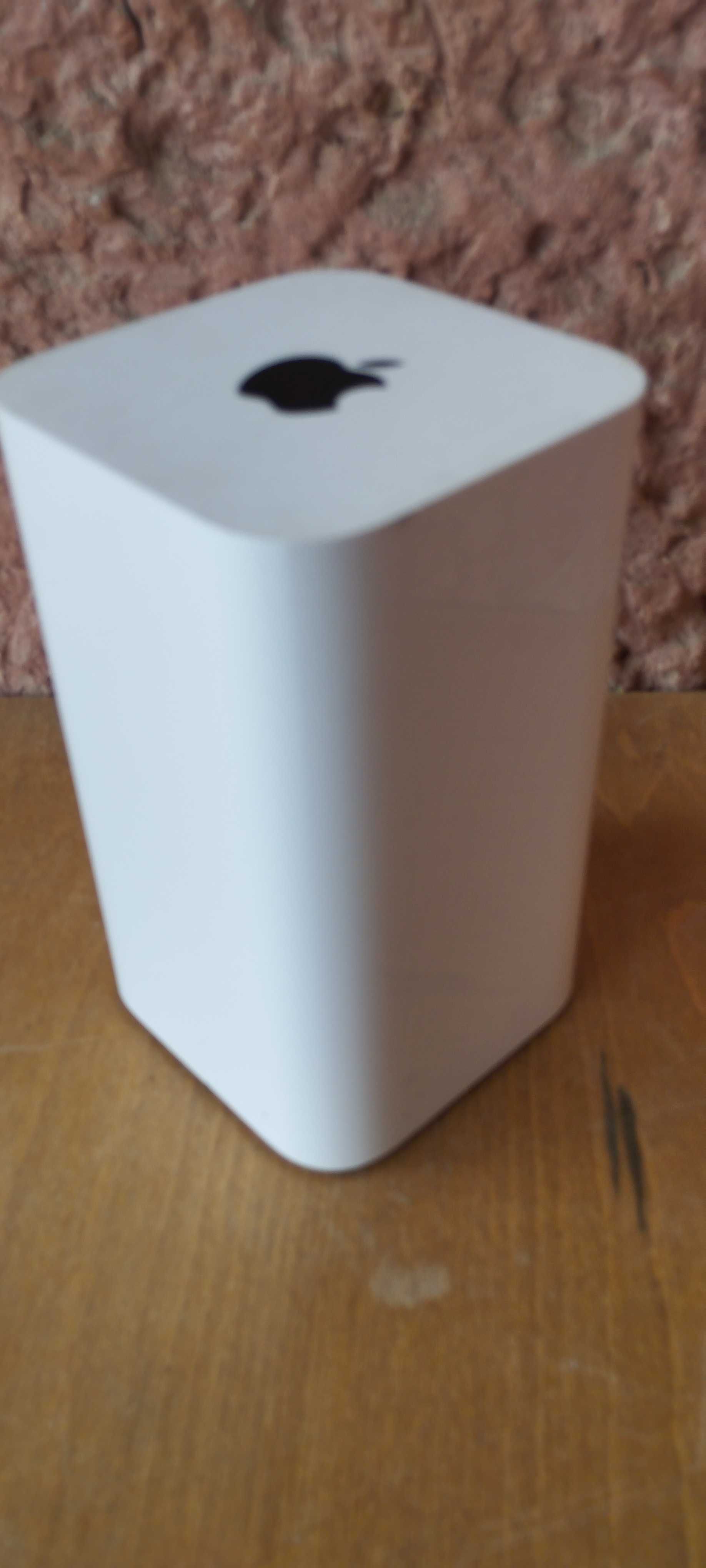 Роутер Маршрутизатор Apple AirPort Extreme A1521 5 ГГц + 2.4 ГГц