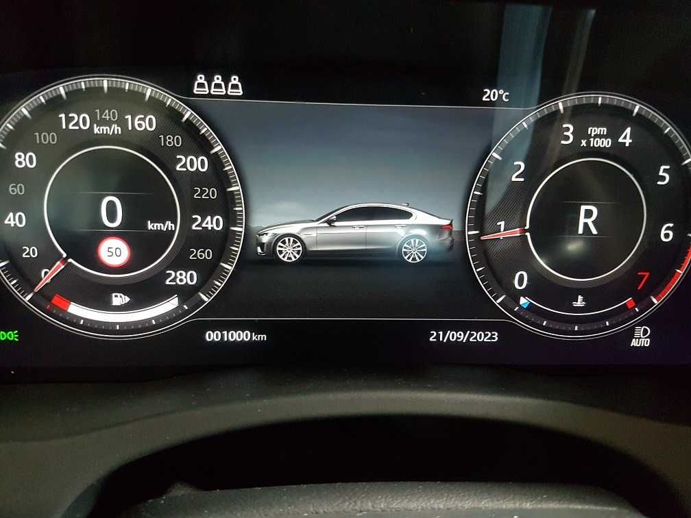 Jaguar XE P250 Salon Polska przebieg 1000km