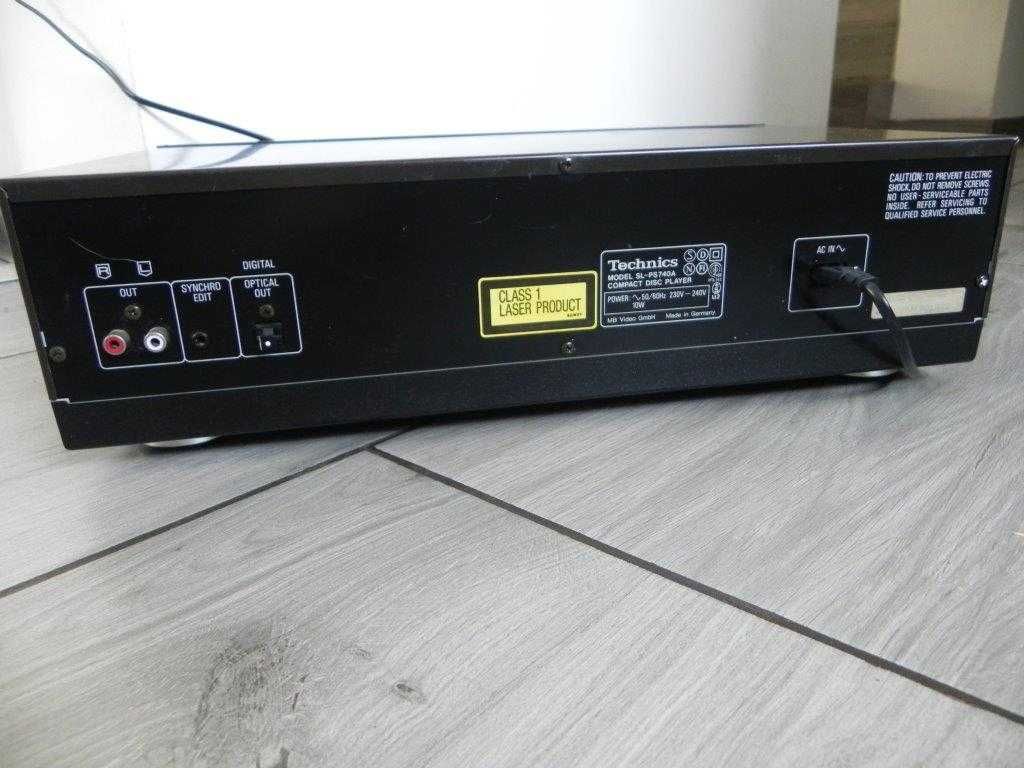 odtwarzacz cd TECHNICS  stan bdb