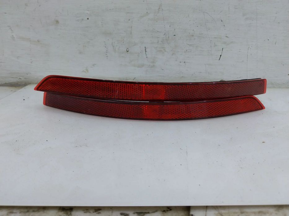 AUDI A4 B9 SEDAN 2015-2019 ODBLASK LEWY PRAWY TYL 8W0945106C