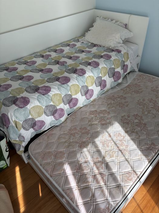 Cama com gavetão + oferta 2 colchões