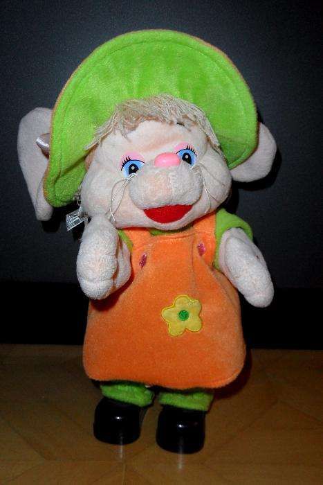 Śliczna MYSZKA ŚPIEWA HIT!!! 37 cm wys. Na DZIEŃ DZIECKA, na prezent