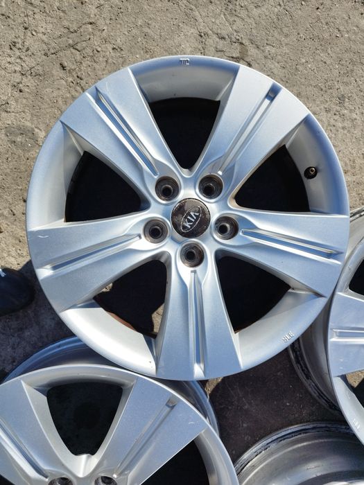 Alufelgi 17 Kia Sportage III 5x114,3 ET 35 wysyłka Ładne