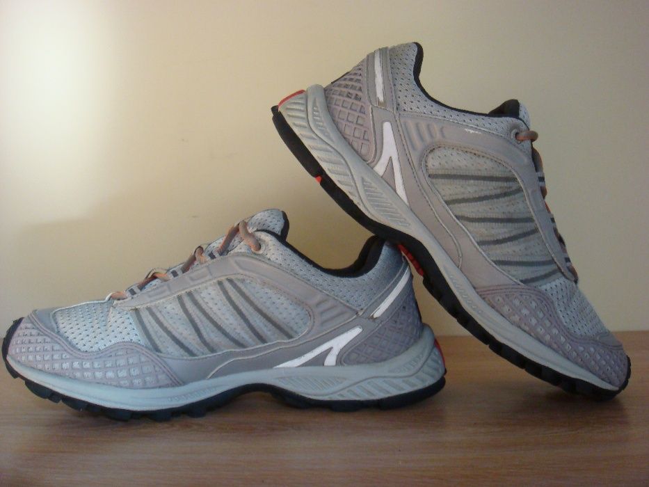 Кроссовки Helly Hansen 38-39р