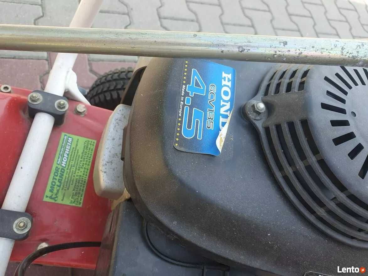 zamiatarka- odśnieżarka  Honda  GCV 135 4,5 KM