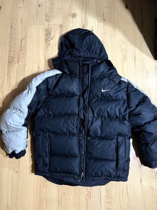 Zimowa kurtka Nike. Oryginalna. 128-140.
